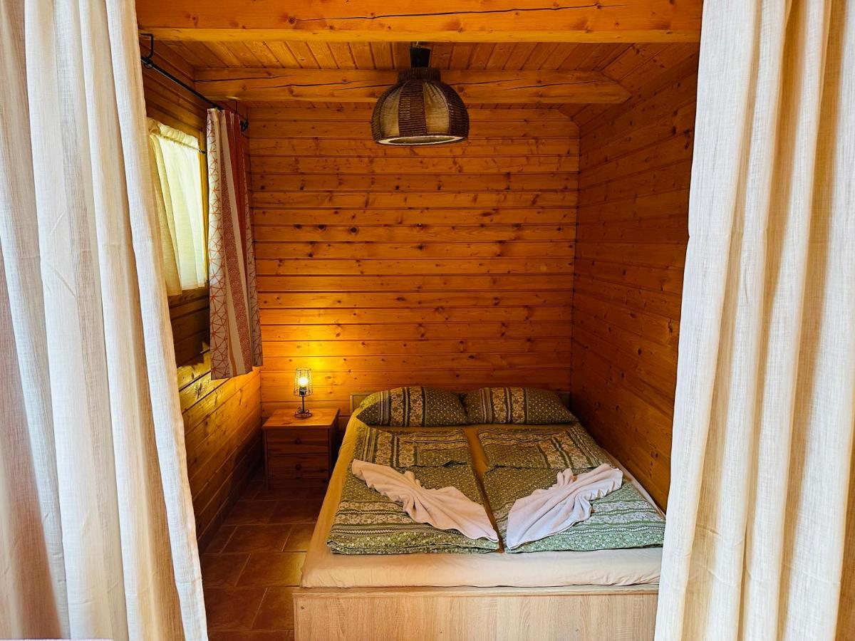 Babett Vendeghaz Villa Zánka Buitenkant foto